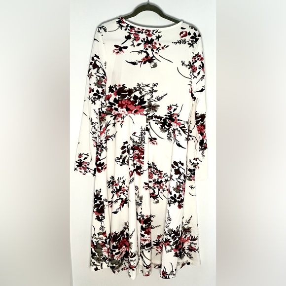 NWT 3X Shein Curve Long Sleeved Floral Dress - Picture 6 of 9